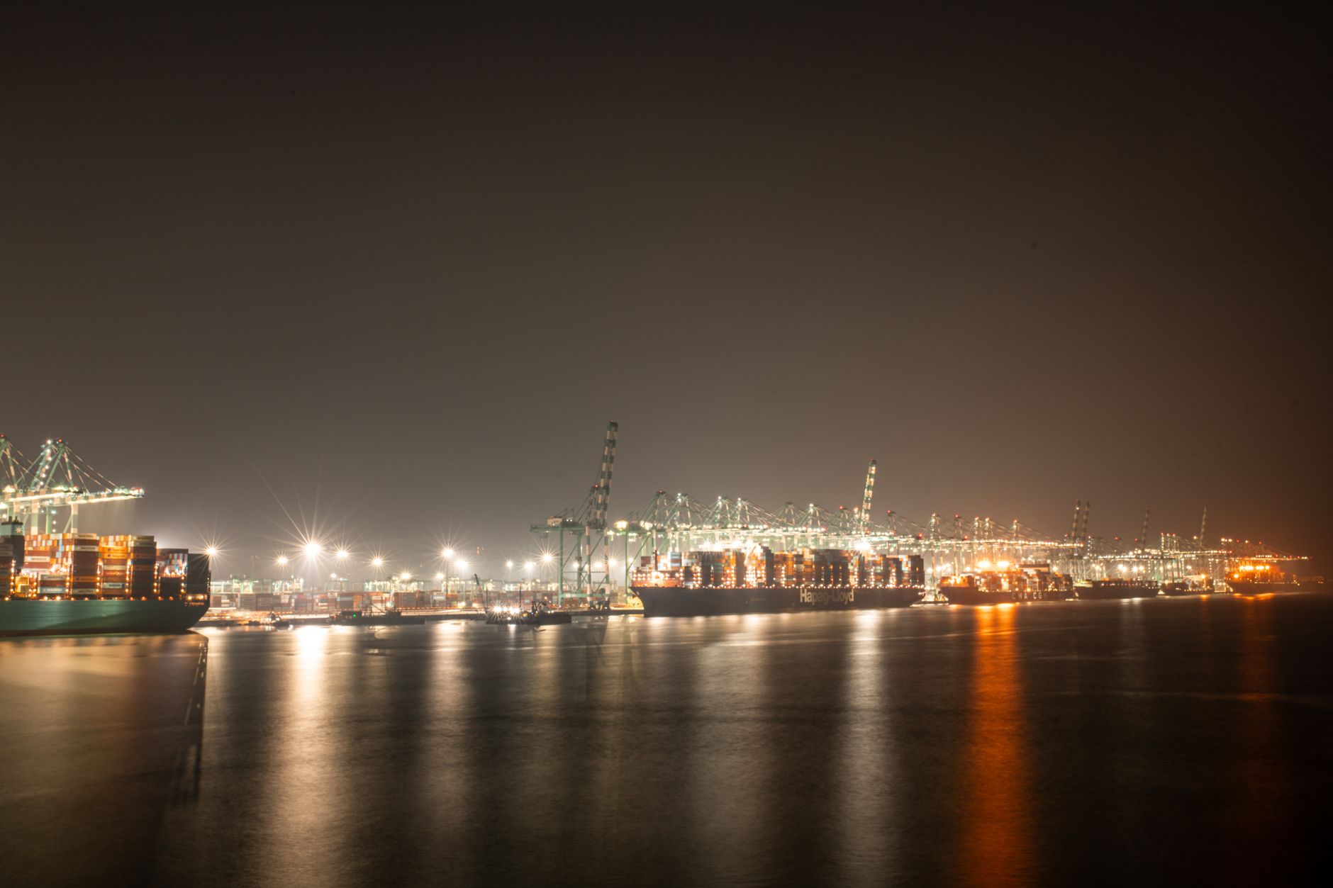 Entrepôt logistique
